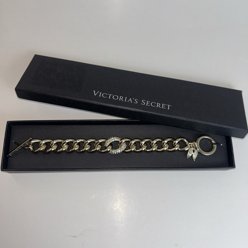 Victoria's Secret Chunky Gold Tone Angel Wings Chain Link Toggle Bracelet 8in